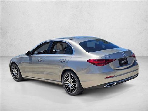 Used 2022 Mercedes-Benz C 300 Sedan image 8