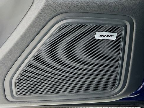 New 2026 Porsche Macan image 21