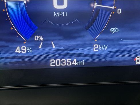 Used 2024 Chevrolet Equinox EV RS FWD image 19