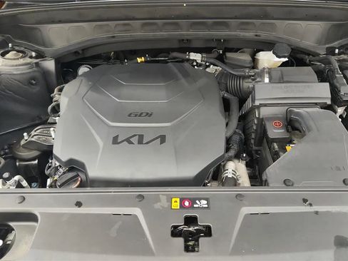 Used 2022 Kia Telluride SX w/ SX Prestige Package image 20