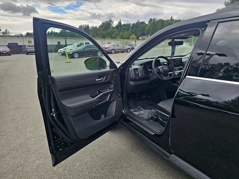 New 2026 Nissan Pathfinder SL w/ SL Premium Package AWD/4WD image 19