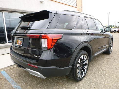 Used 2025 Ford Explorer Platinum w/ LUX Leather Package AWD/4WD image 3