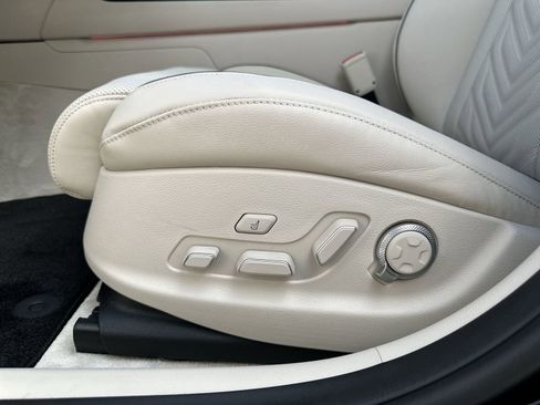 New 2025 Genesis G80 2.5T Sport Prestige image 18