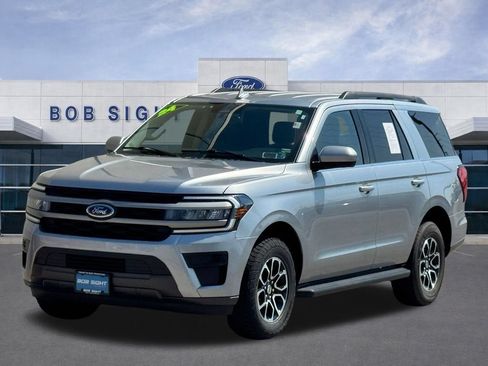 Used 2024 Ford Expedition XLT AWD/4WD image 41