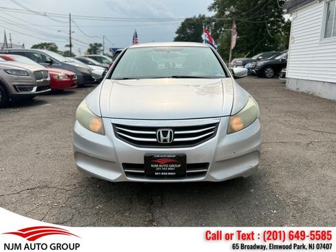 Used 2011 Honda Accord LX-P image 6