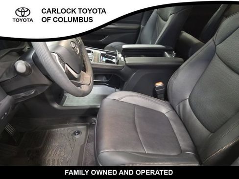 New 2026 Toyota Sienna XLE Woodland Edition AWD/4WD image 13