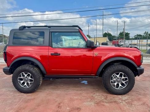 Used 2023 Ford Bronco Badlands AWD/4WD image 4