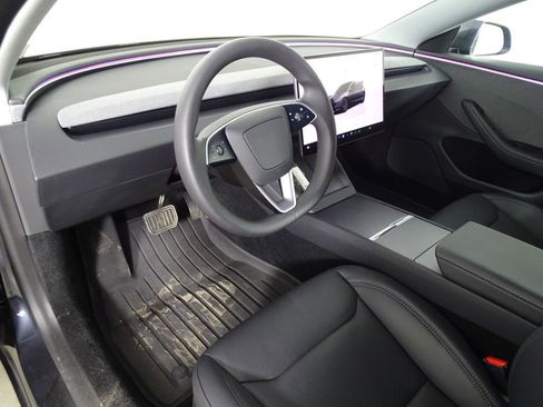 Used 2025 Tesla Model 3 Long Range image 19