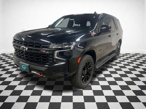 Certified 2024 Chevrolet Tahoe Z71 w/ Luxury Package AWD/4WD image 5