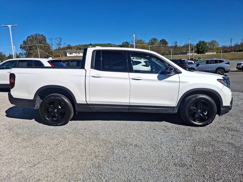Certified 2023 Honda Ridgeline Black Edition image 7