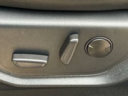 Used 2021 Ford F250 Lariat AWD/4WD image 22