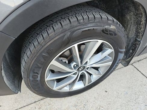 Used 2020 Hyundai Santa Fe Limited w/ Cargo Package image 5