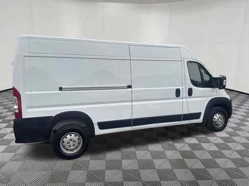 Used 2023 RAM ProMaster 2500 FWD image 9