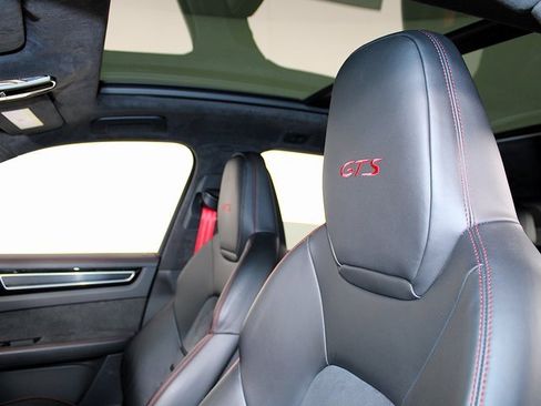 Used 2023 Porsche Cayenne GTS image 20