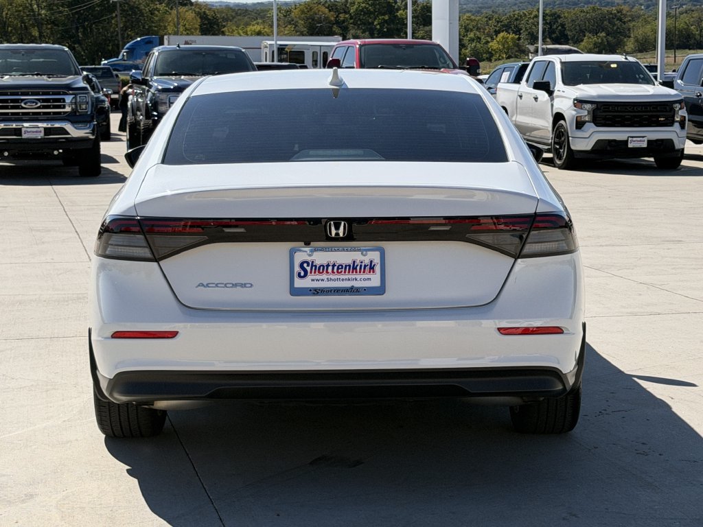Used 2024 Honda Accord LX image 5