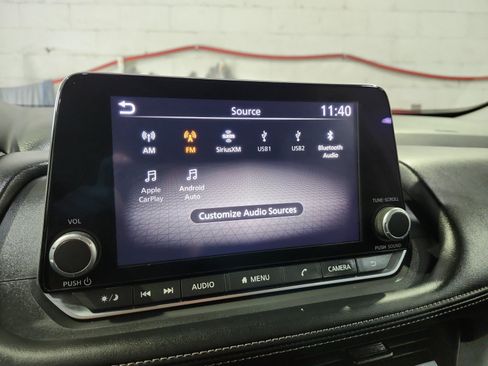 Used 2024 Nissan Rogue S AWD/4WD image 17