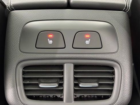 New 2026 Buick Envision Avenir image 8