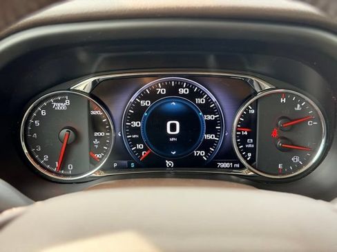 Used 2018 GMC Acadia Denali w/ Technology Package FWD image 10