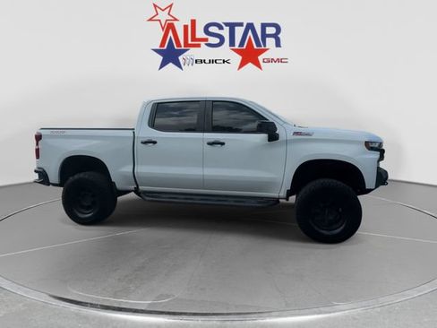 Used 2019 Chevrolet Silverado 1500 LT Trail Boss AWD/4WD image 8
