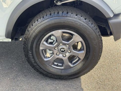 Used 2024 Ford Bronco Big Bend image 6