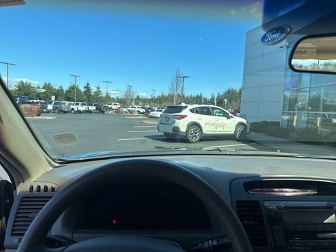 Used 2005 Toyota Camry LE image 12