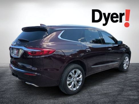 Used 2020 Buick Enclave Avenir w/ Avenir Technology Package FWD image 3