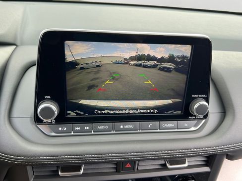 Used 2026 Nissan Rogue SV image 22