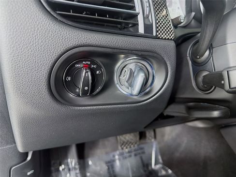 Certified 2023 Porsche Macan GTS image 11