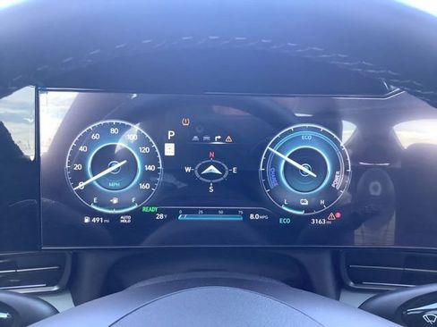 Certified 2025 Hyundai Elantra Limited image 37