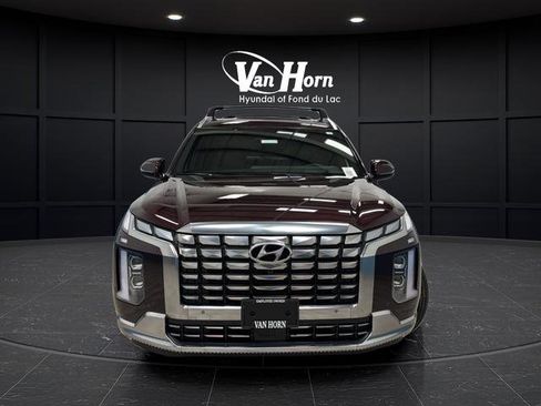 Used 2025 Hyundai Palisade Calligraphy image 2