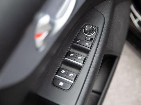 Used 2024 Kia Forte LXS FWD image 18