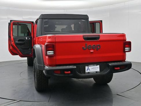 Used 2023 Jeep Gladiator Rubicon AWD/4WD image 38