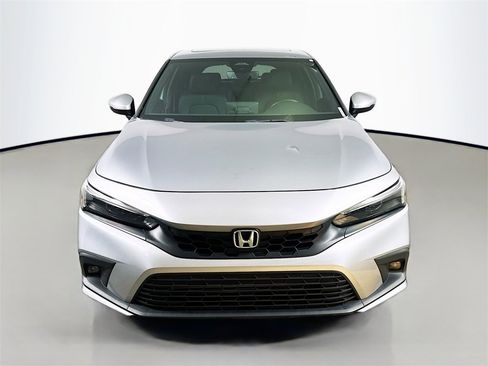 Used 2022 Honda Civic Sport Touring image 2