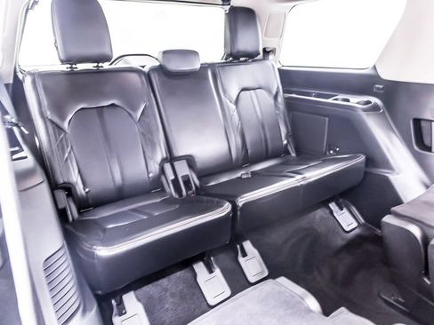 Used 2019 Ford Expedition Platinum RWD image 36