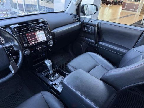 Certified 2024 Toyota 4Runner TRD Off-Road Premium w/ Off Road Premium Plus Package AWD/4WD image 19