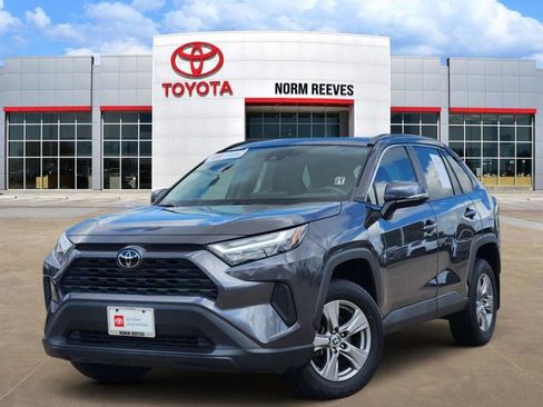 Used 2024 Toyota RAV4 XLE w/ Convenience Package image 1