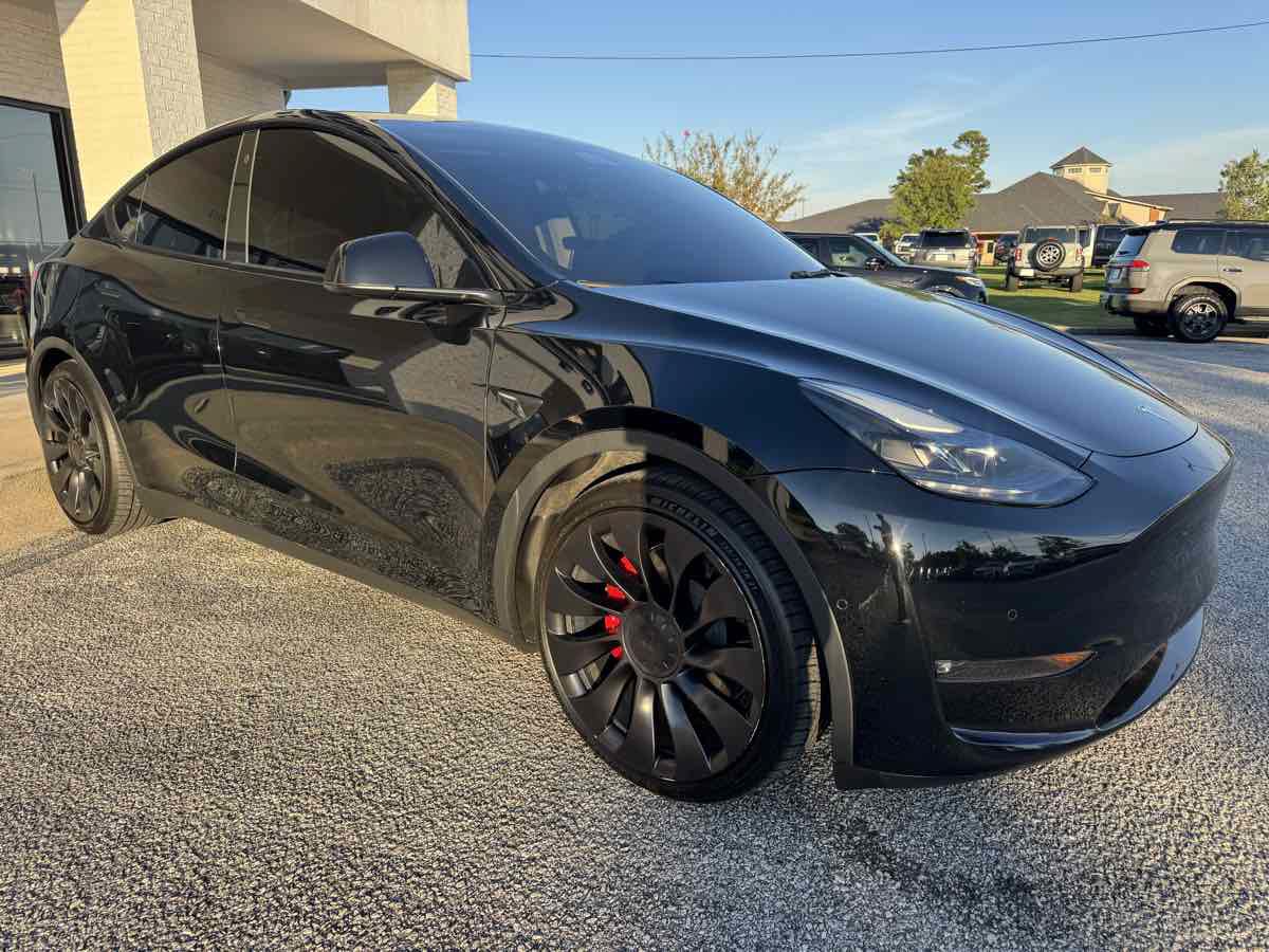 Used 2022 Tesla Model Y Performance AWD/4WD image 4
