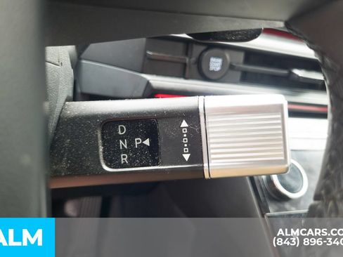 Used 2025 Hyundai Santa Fe Calligraphy FWD image 10