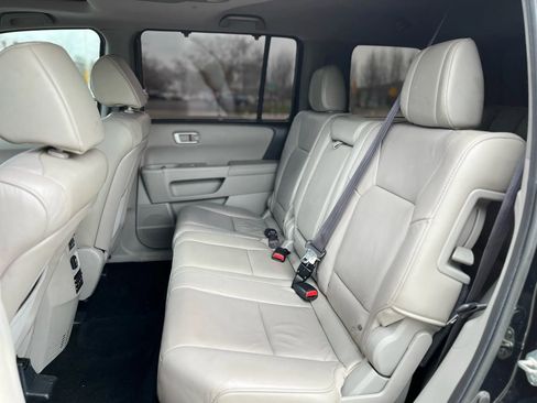 Used 2014 Honda Pilot Touring image 12