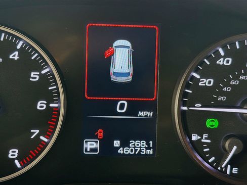 Used 2024 Subaru Ascent Premium w/ Convenience Package AWD/4WD image 18
