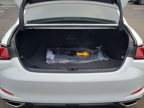 Used 2024 Lexus ES 350 F Sport image 7