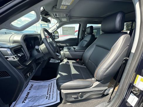 New 2025 Ford F350 Lariat image 3