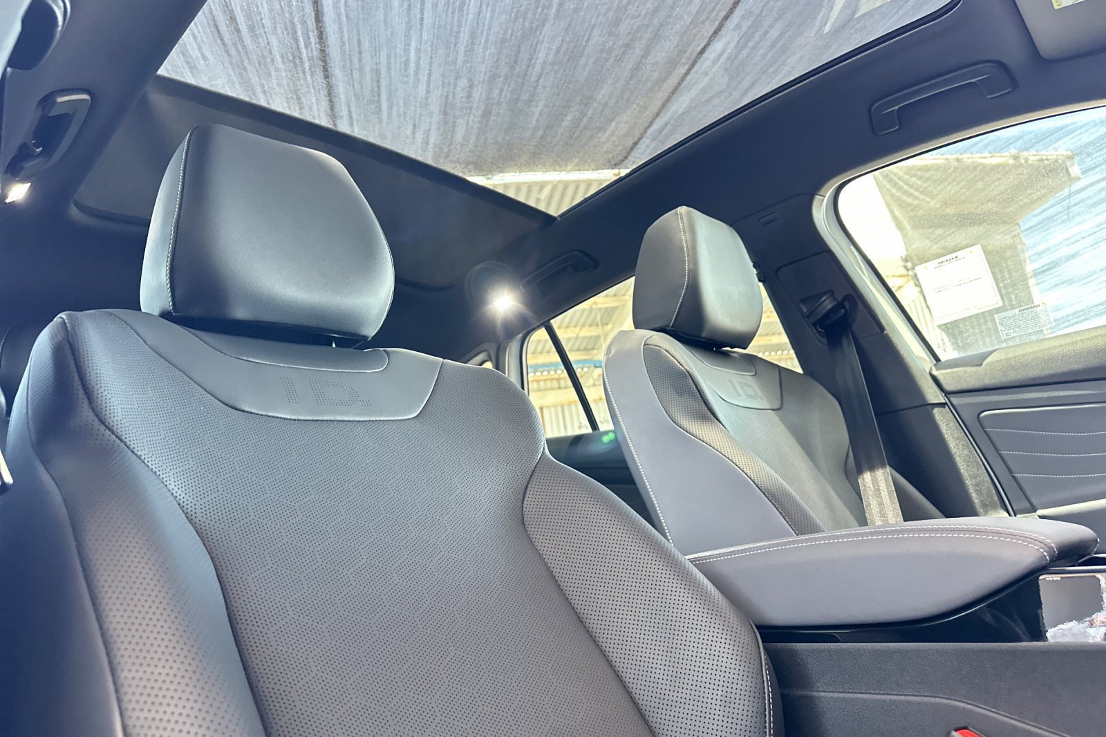 New 2026 Volkswagen ID.4 Pro S Plus AWD/4WD image 15