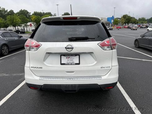 Used 2016 Nissan Rogue SV AWD/4WD image 5