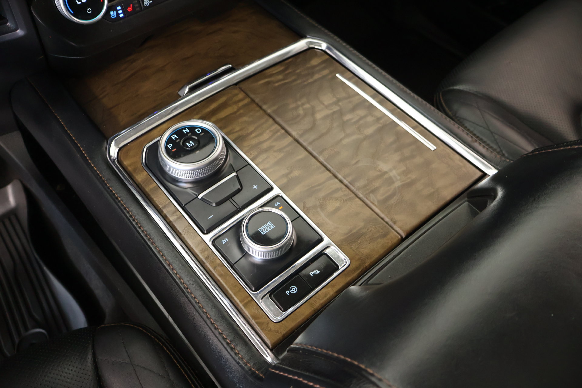 Used 2021 Ford Expedition Platinum AWD/4WD image 8