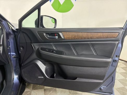 Used 2018 Subaru Outback 3.6R Limited image 30