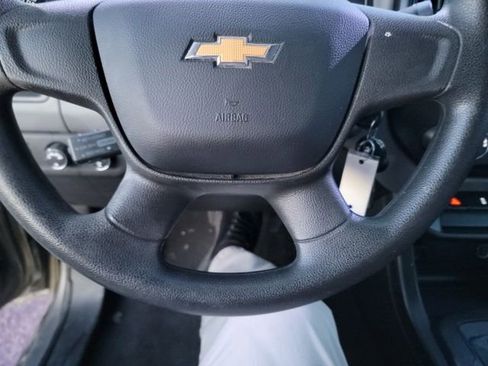 Used 2022 Chevrolet Colorado W/T AWD/4WD image 10