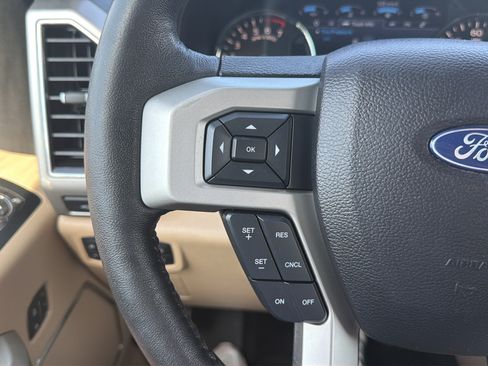 Used 2017 Ford F150 Lariat w/ Equipment Group 502A Luxury AWD/4WD image 22