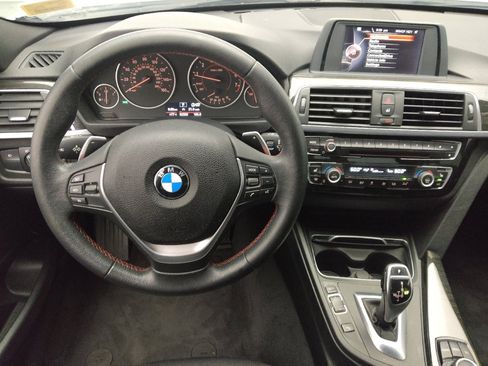 Used 2017 BMW 330i Sedan w/ Driver Assistance Package RWD image 22