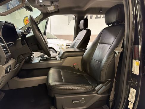 Used 2019 Ford F250 XLT w/ XLT Premium Package AWD/4WD image 26